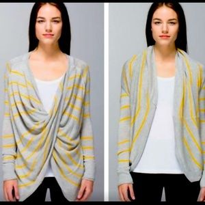 LULULEMON Twist and Wrap Sweater Striped {V42}
